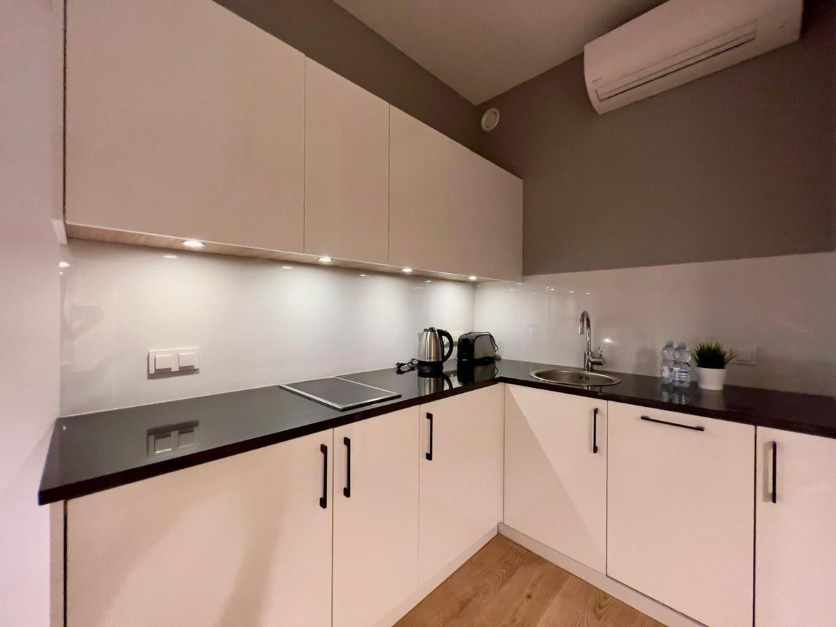 K22 Slawinska 503 Sun-City Apart Varšava Exteriér fotografie