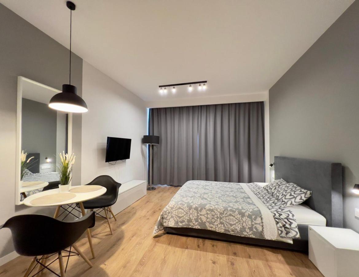 K22 Slawinska 503 Sun-City Apart Varšava Exteriér fotografie